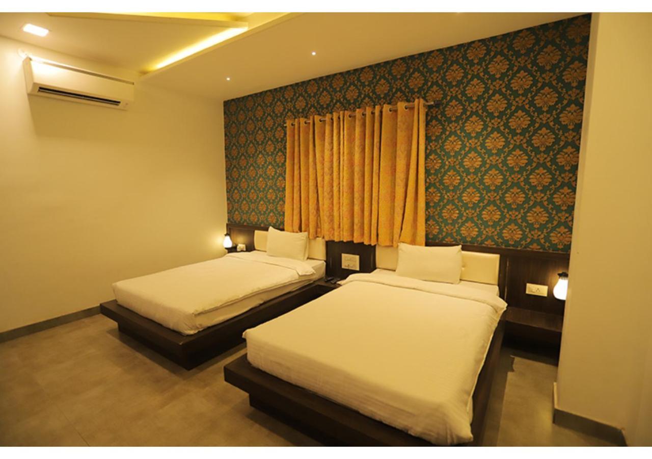 Hotel Raha Udaipur Exterior foto